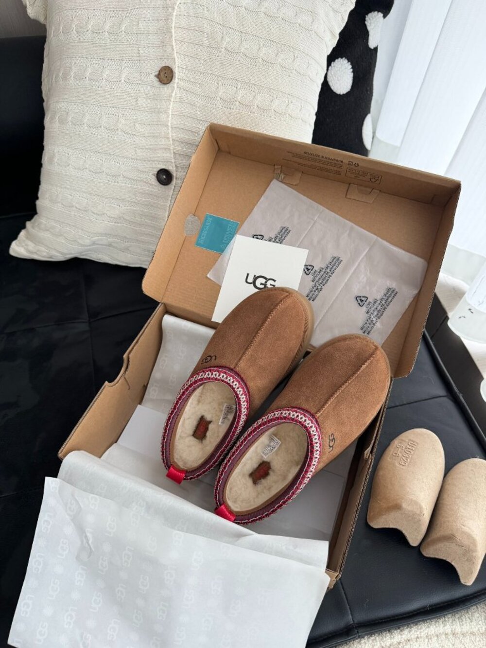 UGG Chestnut Slip-On Slippers with Red Braided Trim – Brand New